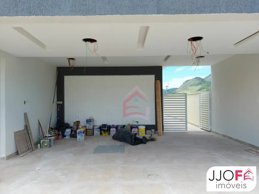 Foto 3 de Casa de Condomínio com 3 quartos à venda, 191m2 em Marica - RJ