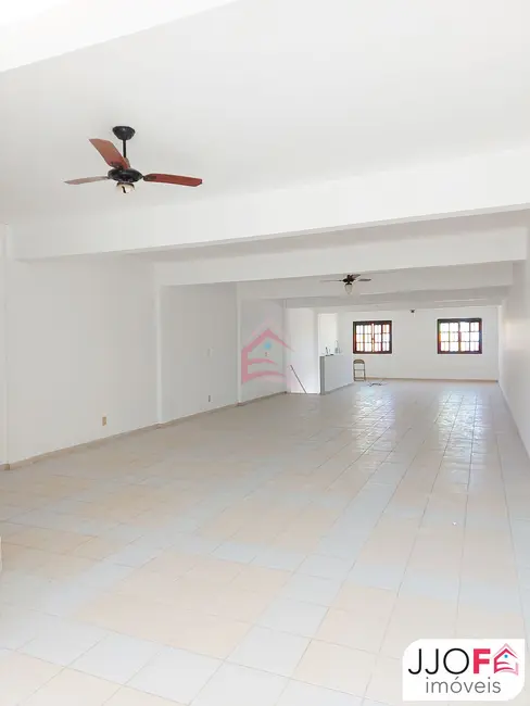 Sala Comercial para alugar, 120m2 em Jardim Atlântico Central (Itaipuaçu), Marica - RJ - imagem 6 Foto 6 de Sala Comercial para alugar, 120m2 em Jardim Atlântico Central (Itaipuaçu), Marica - RJ