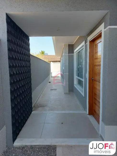 Foto 4 de Casa com 3 quartos à venda, 98m2 em Jardim Atlântico Central (Itaipuaçu), Marica - RJ