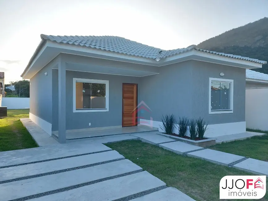 Foto 1 de Casa com 3 quartos à venda, 100m2 em Jardim Atlântico Central (Itaipuaçu), Marica - RJ