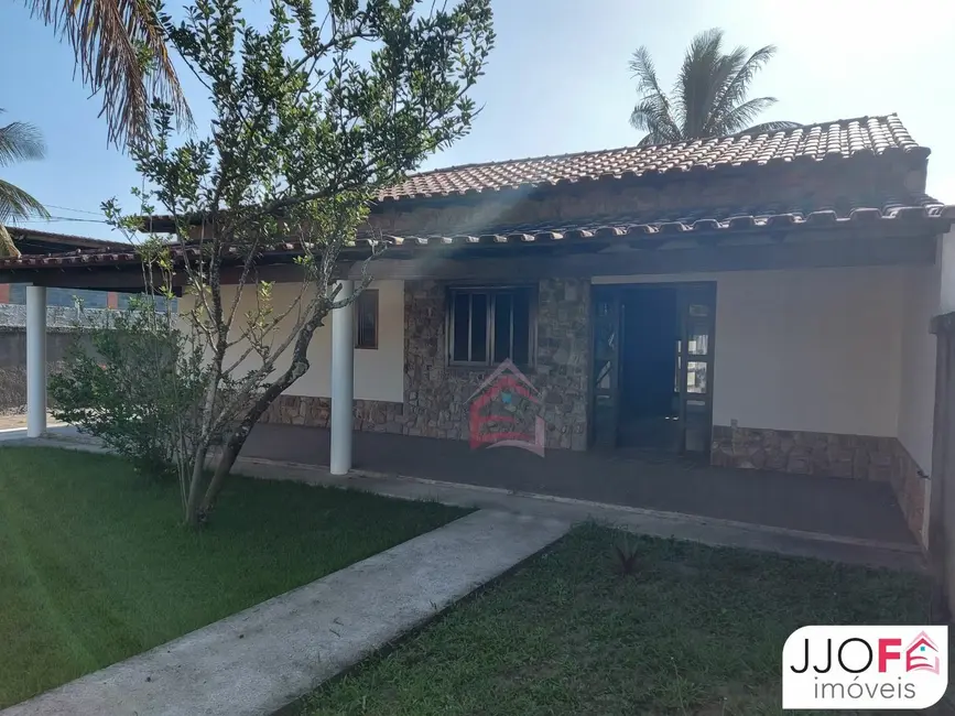 Foto 2 de Casa com 3 quartos à venda, 218m2 em Barroco (Itaipuaçu), Marica - RJ