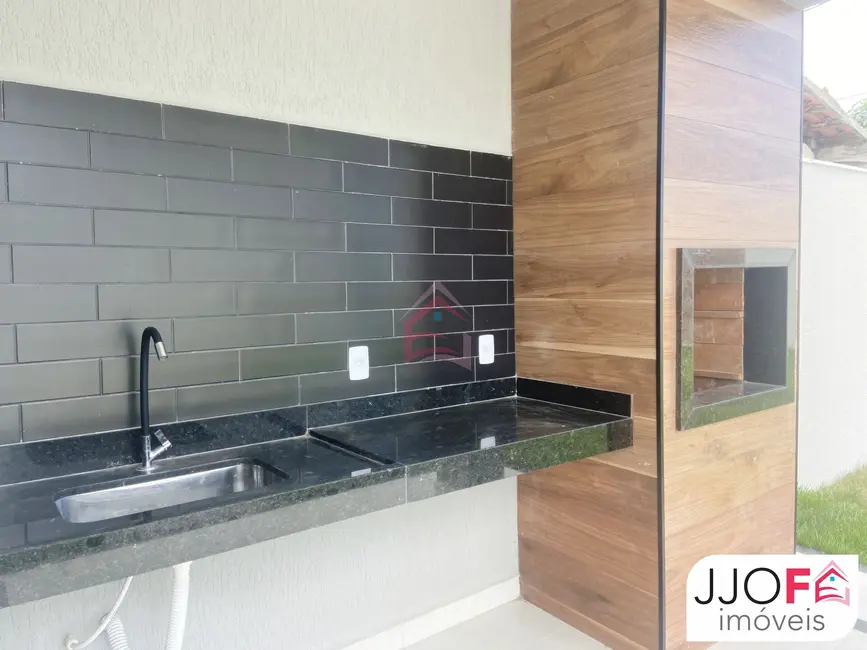 Foto 4 de Casa com 3 quartos à venda, 131m2 em Marica - RJ