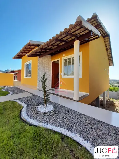 Foto 1 de Casa com 2 quartos à venda, 64m2 em Jacaroá, Marica - RJ