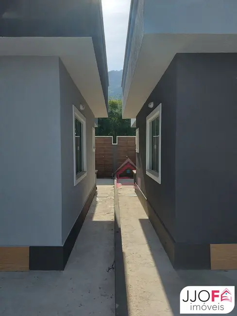 Foto 6 de Casa com 2 quartos à venda, 61m2 em Barroco (Itaipuaçu), Marica - RJ