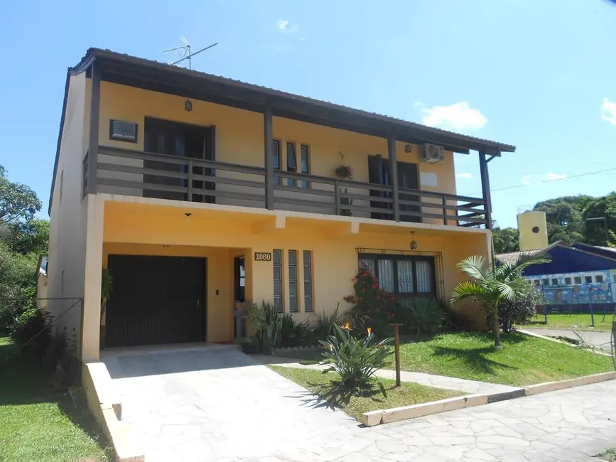 Casa com 4 quartos à venda, 221m2 em Nova Petropolis - RS - imagem 1 Foto 1 de Casa com 4 quartos à venda, 221m2 em Nova Petropolis - RS
