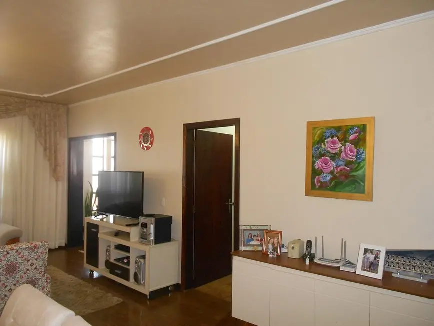 Casa com 4 quartos à venda, 221m2 em Nova Petropolis - RS - imagem 6 Foto 6 de Casa com 4 quartos à venda, 221m2 em Nova Petropolis - RS