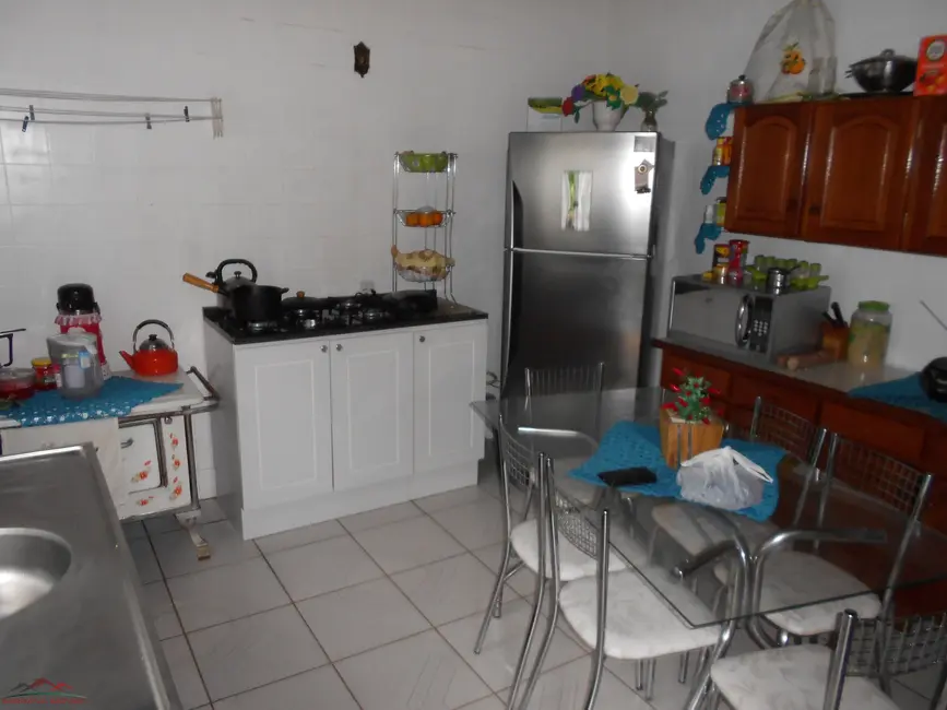 Chácara com 3 quartos à venda, 120m2 em Picada Cafe - RS - imagem 5 Foto 5 de Chácara com 3 quartos à venda, 120m2 em Picada Cafe - RS