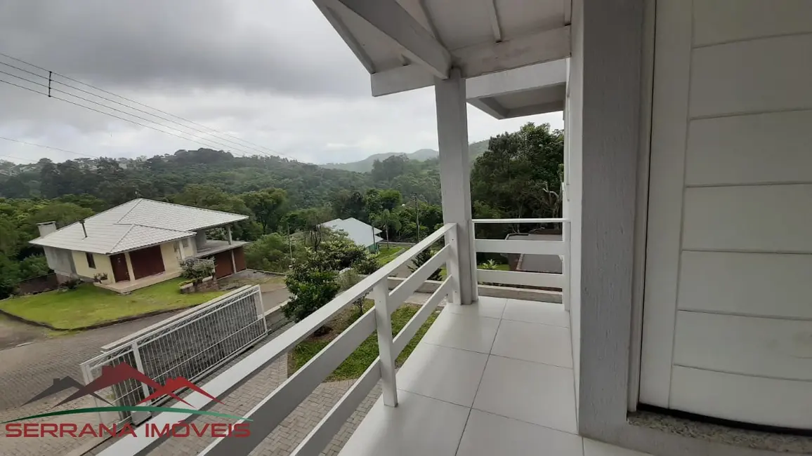 Foto 2 de Casa com 3 quartos à venda, 220m2 em Nova Petropolis - RS