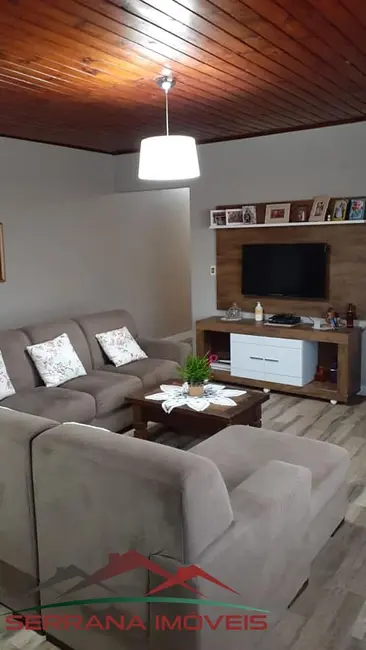 Casa com 3 quartos à venda, 372m2 em Picada Cafe - RS - imagem 7 Foto 7 de Casa com 3 quartos à venda, 372m2 em Picada Cafe - RS