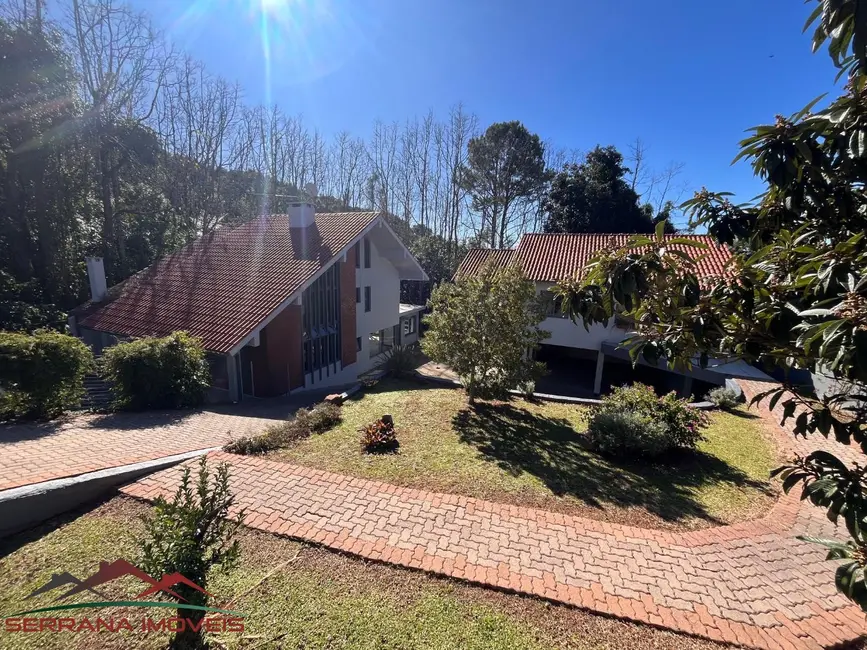 Foto 1 de Casa com 4 quartos à venda, 230m2 em Nova Petropolis - RS