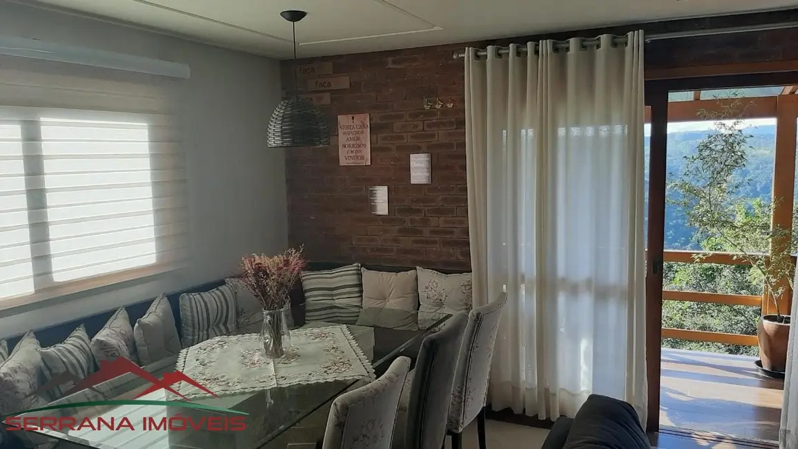 Casa com 3 quartos à venda, 137m2 em Nova Petropolis - RS - imagem 4 Foto 4 de Casa com 3 quartos à venda, 137m2 em Nova Petropolis - RS