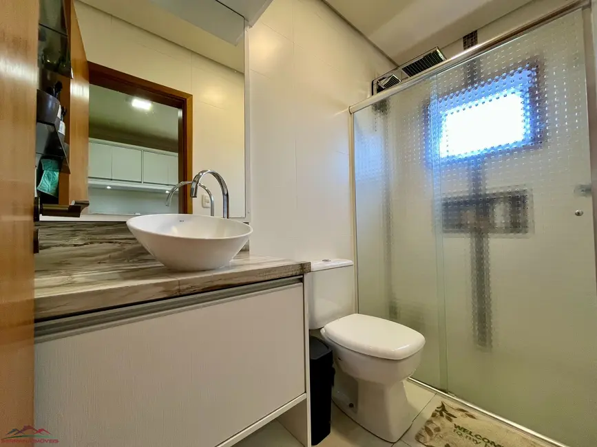 Foto 4 de Casa com 3 quartos à venda, 137m2 em Nova Petropolis - RS