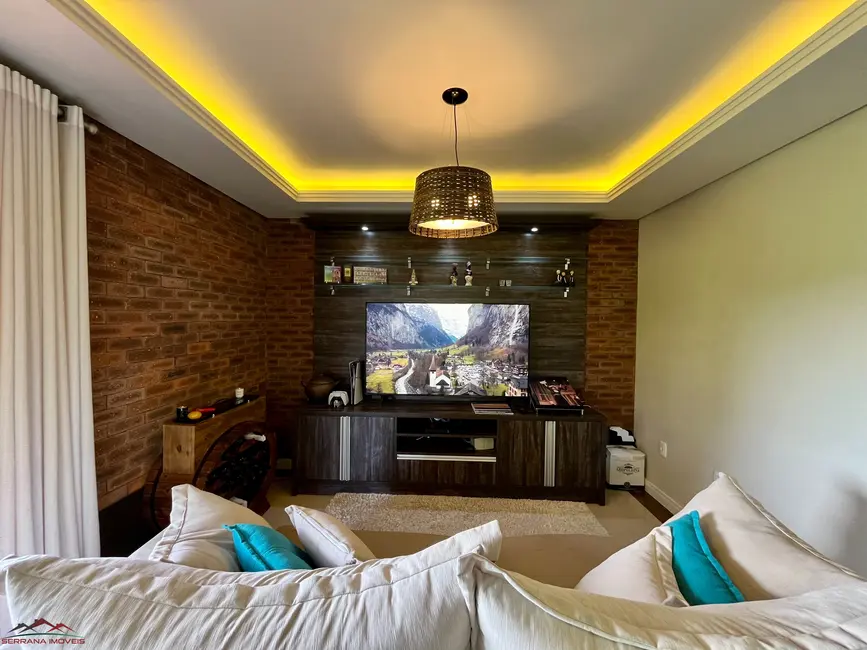 Foto 9 de Casa com 3 quartos à venda, 137m2 em Nova Petropolis - RS