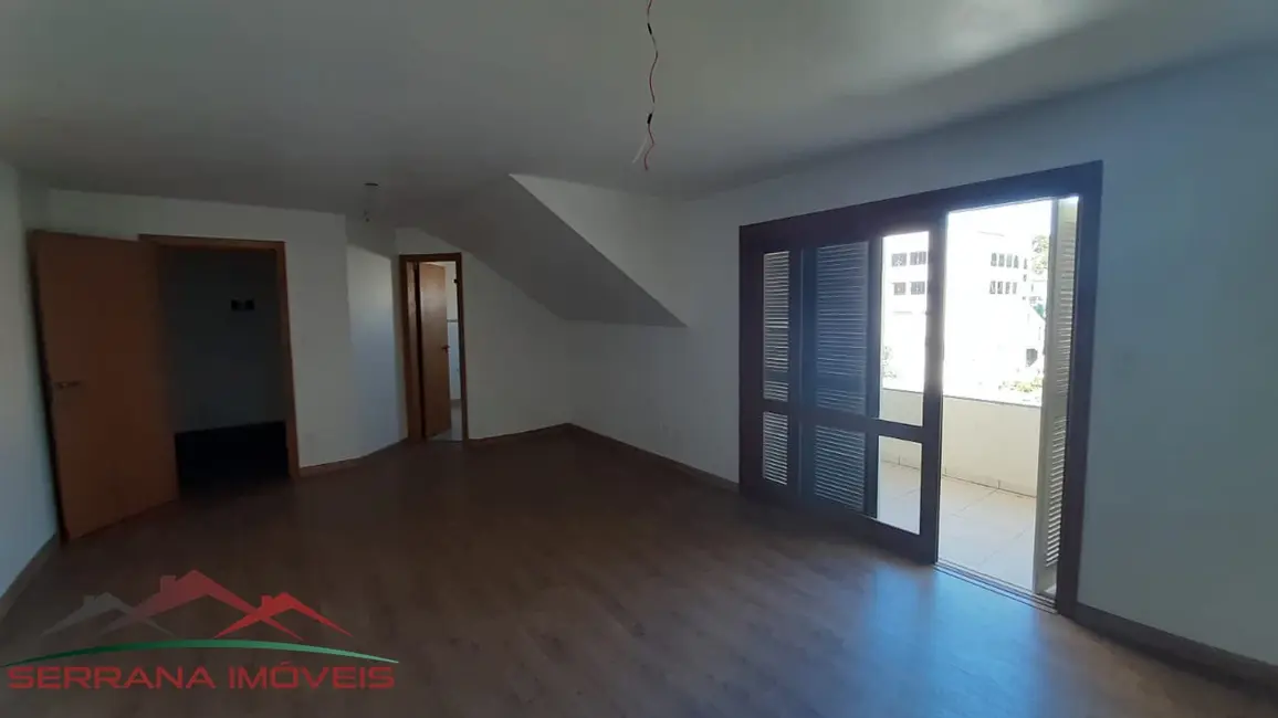 Apartamento com 3 quartos à venda, 124m2 em Centro, Nova Petropolis - RS - imagem 6 Foto 6 de Apartamento com 3 quartos à venda, 124m2 em Centro, Nova Petropolis - RS