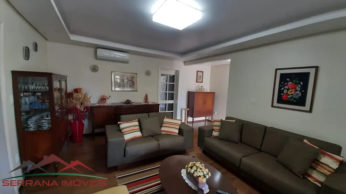 Foto 3 de Casa com 3 quartos à venda, 392m2 em Nova Petropolis - RS