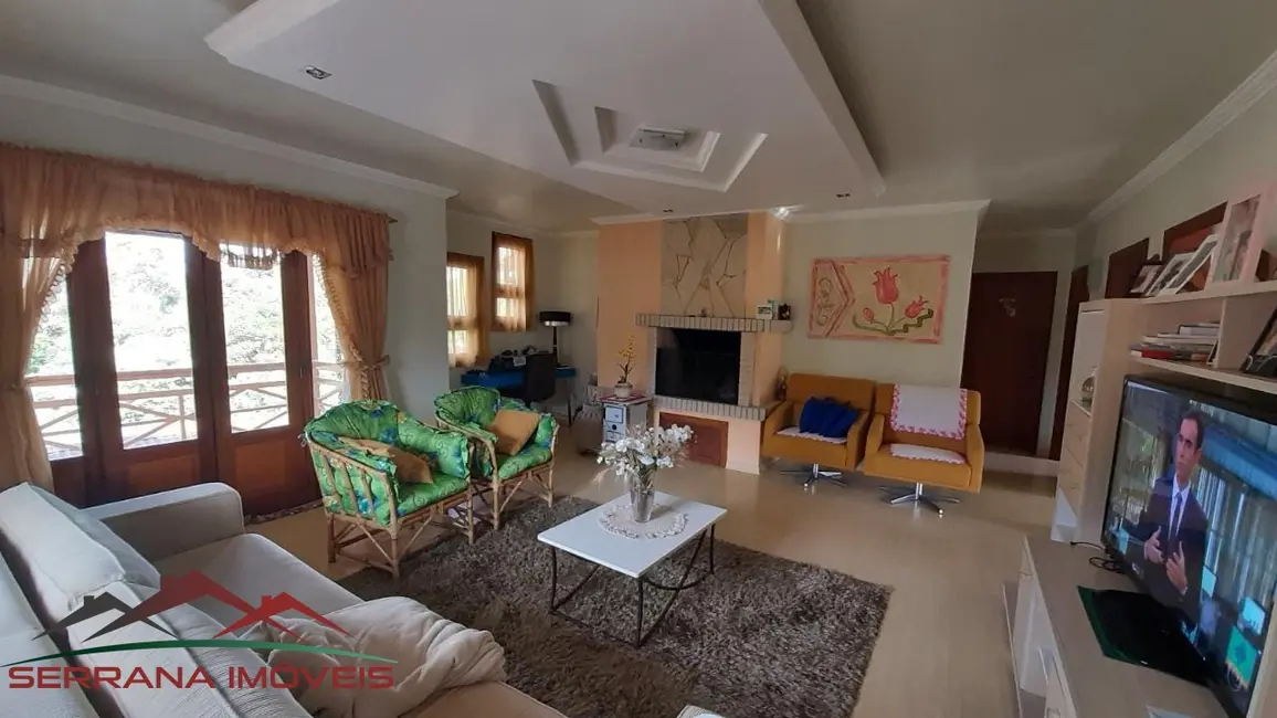 Casa com 3 quartos à venda, 215m2 em Nova Petropolis - RS - imagem 5 Foto 5 de Casa com 3 quartos à venda, 215m2 em Nova Petropolis - RS