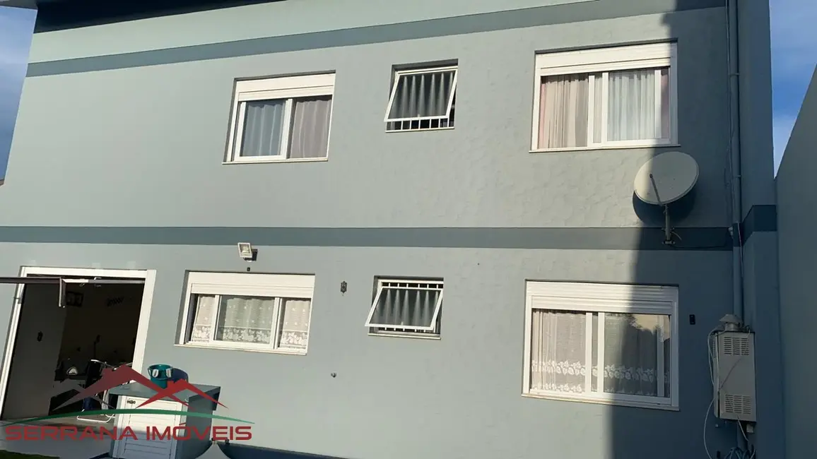 Casa com 4 quartos à venda, 255m2 em Centro, Tramandai - RS - imagem 6 Foto 6 de Casa com 4 quartos à venda, 255m2 em Centro, Tramandai - RS