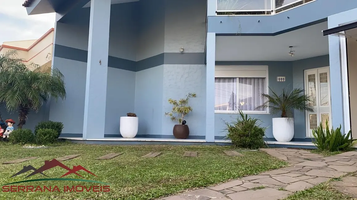 Casa com 4 quartos à venda, 255m2 em Centro, Tramandai - RS - imagem 3 Foto 3 de Casa com 4 quartos à venda, 255m2 em Centro, Tramandai - RS
