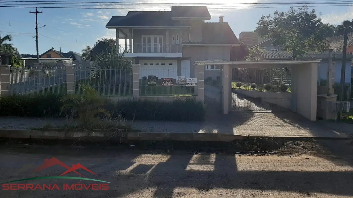 Foto 2 de Casa com 3 quartos à venda, 220m2 em Nova Petropolis - RS