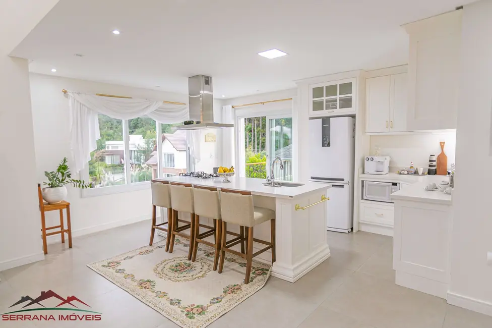 Foto 5 de Casa com 3 quartos à venda, 300m2 em Gramado - RS