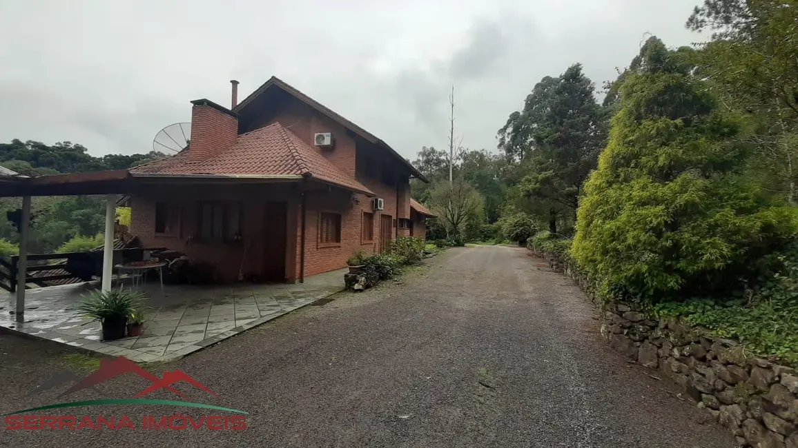 Foto 6 de Casa com 3 quartos à venda, 450m2 em Nova Petropolis - RS