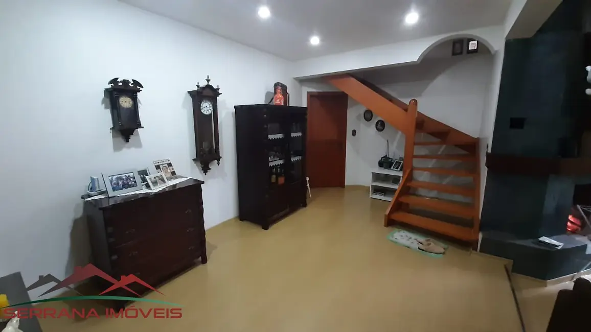 Foto 9 de Casa com 3 quartos à venda, 450m2 em Nova Petropolis - RS