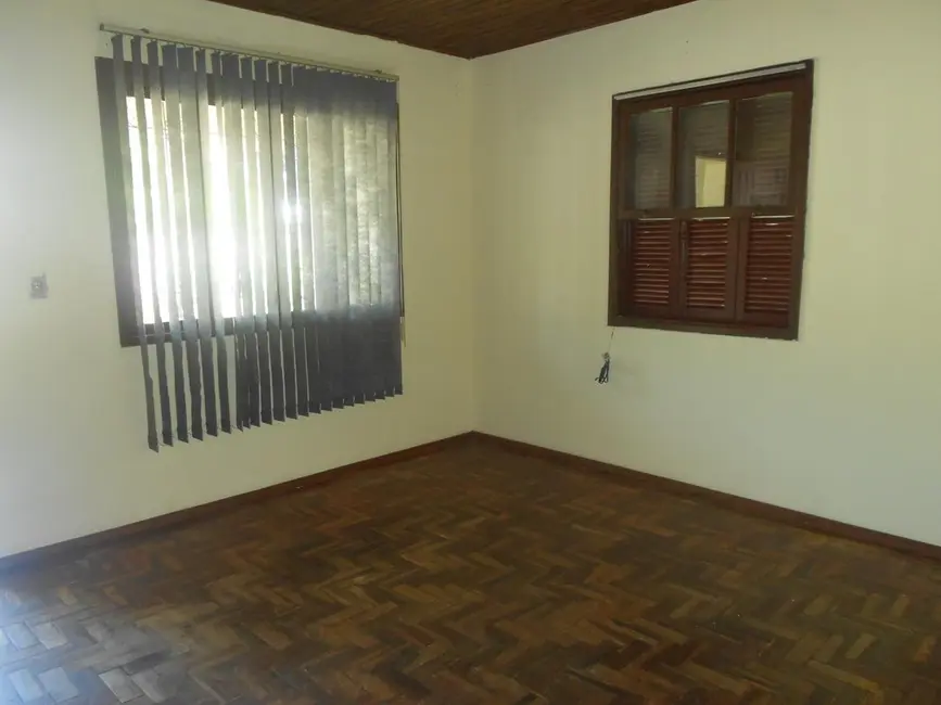 Casa com 3 quartos para alugar, 90m2 em Nova Petropolis - RS - imagem 3 Foto 3 de Casa com 3 quartos para alugar, 90m2 em Nova Petropolis - RS