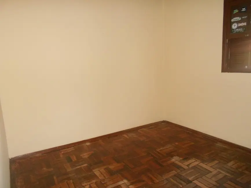Casa com 3 quartos para alugar, 90m2 em Nova Petropolis - RS - imagem 5 Foto 5 de Casa com 3 quartos para alugar, 90m2 em Nova Petropolis - RS