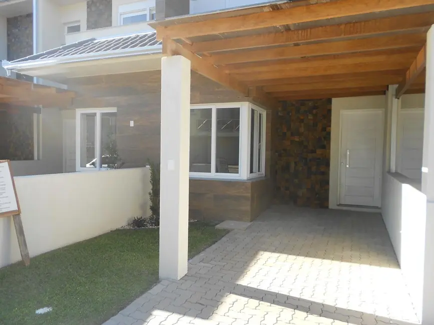 Foto 1 de Casa com 2 quartos à venda, 102m2 em Nova Petropolis - RS