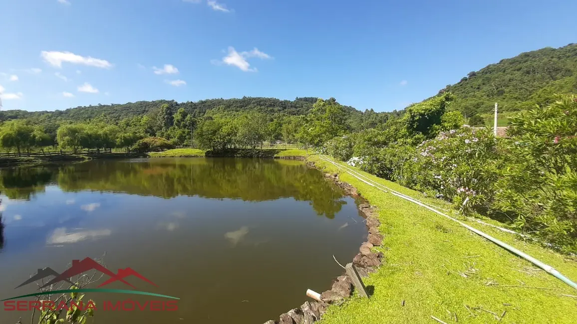 Chácara com 4 quartos à venda, 200m2 em Nova Petropolis - RS - imagem 5 Foto 5 de Chácara com 4 quartos à venda, 200m2 em Nova Petropolis - RS