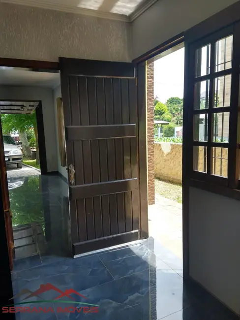 Foto 9 de Casa com 3 quartos à venda, 164m2 em Nova Petropolis - RS