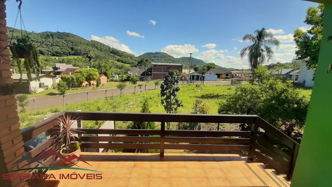 Casa com 3 quartos à venda, 300m2 em Picada Cafe - RS - imagem 9 Foto 9 de Casa com 3 quartos à venda, 300m2 em Picada Cafe - RS