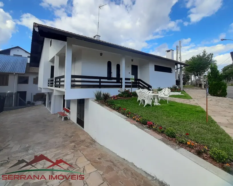 Casa com 3 quartos para alugar, 170m2 em Centro, Nova Petropolis - RS - imagem 6 Foto 6 de Casa com 3 quartos para alugar, 170m2 em Centro, Nova Petropolis - RS