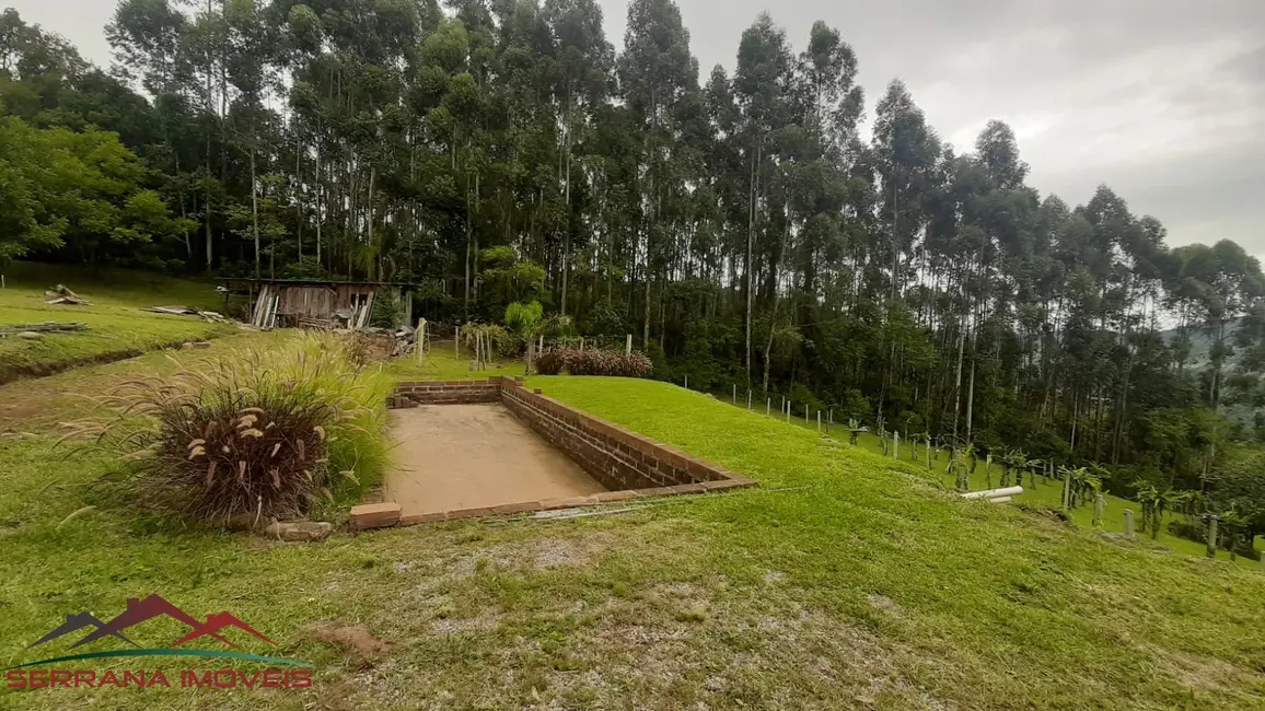Chácara com 4 quartos à venda, 200m2 em Nova Petropolis - RS - imagem 8 Foto 8 de Chácara com 4 quartos à venda, 200m2 em Nova Petropolis - RS