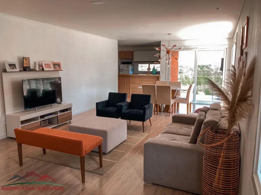 Casa com 3 quartos à venda, 221m2 em Nova Petropolis - RS - imagem 4 Foto 4 de Casa com 3 quartos à venda, 221m2 em Nova Petropolis - RS