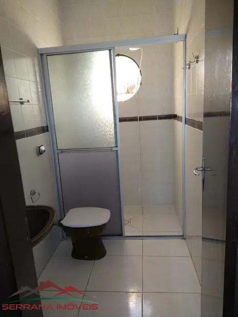 Casa com 4 quartos à venda, 246m2 em Picada Cafe - RS - imagem 3 Foto 3 de Casa com 4 quartos à venda, 246m2 em Picada Cafe - RS