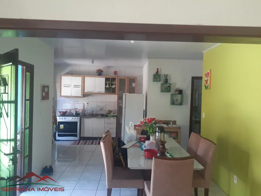 Foto 3 de Casa com 5 quartos à venda, 150m2 em Nova Petropolis - RS