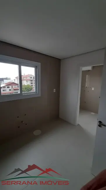 Foto 6 de Apartamento com 3 quartos para alugar, 110m2 em Centro, Nova Petropolis - RS