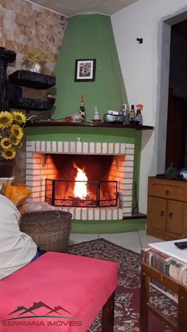 Foto 2 de Chácara com 4 quartos à venda, 200m2 em Nova Petropolis - RS
