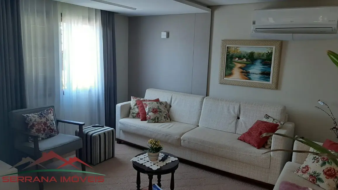 Foto 5 de Casa com 6 quartos à venda, 323m2 em Nova Petropolis - RS