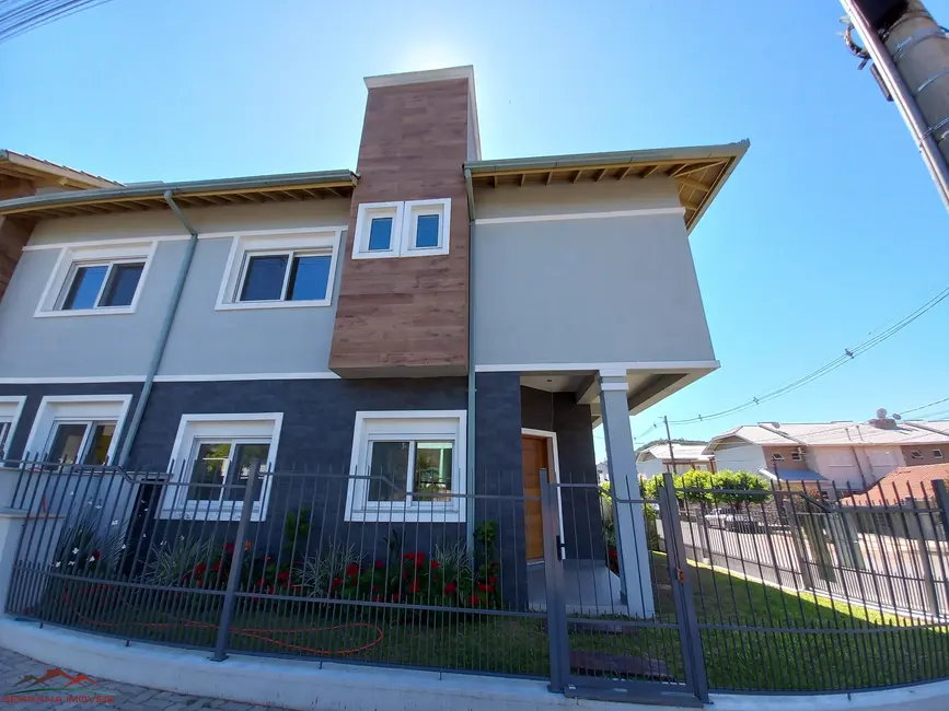 Casa com 3 quartos à venda, 115m2 em Nova Petropolis - RS - imagem 3 Foto 3 de Casa com 3 quartos à venda, 115m2 em Nova Petropolis - RS