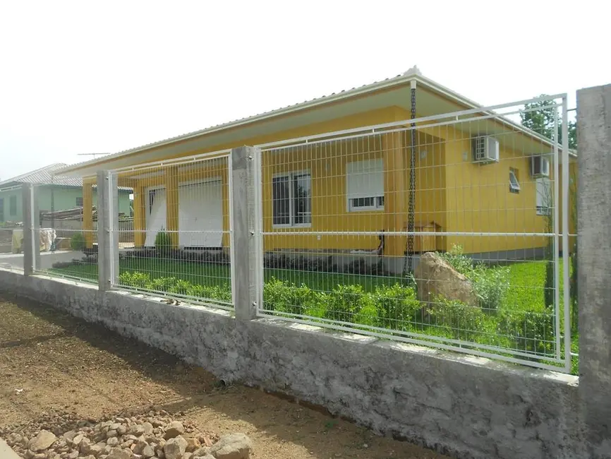 Casa com 2 quartos à venda, 140m2 em Nova Petropolis - RS - imagem 2 Foto 2 de Casa com 2 quartos à venda, 140m2 em Nova Petropolis - RS