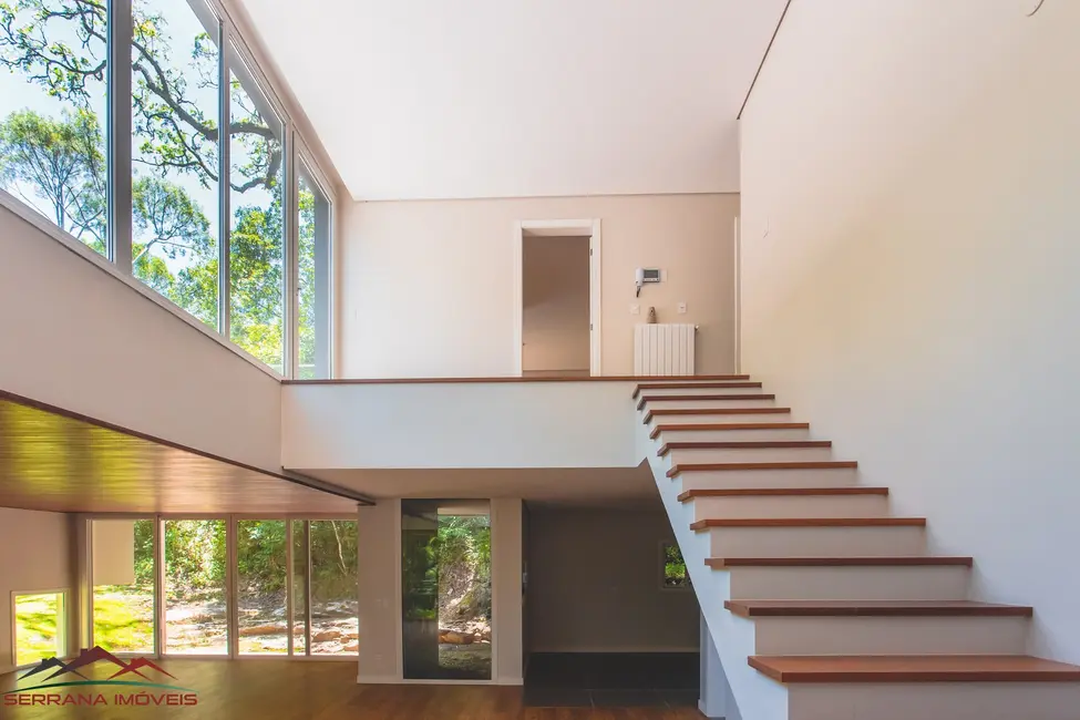 Casa de Condomínio com 4 quartos à venda, 344m2 em Gramado - RS - imagem 2 Foto 2 de Casa de Condomínio com 4 quartos à venda, 344m2 em Gramado - RS