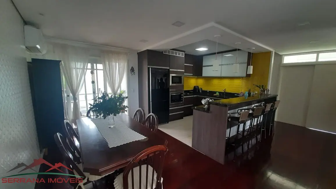Casa com 3 quartos à venda, 171m2 em Nova Petropolis - RS - imagem 9 Foto 9 de Casa com 3 quartos à venda, 171m2 em Nova Petropolis - RS