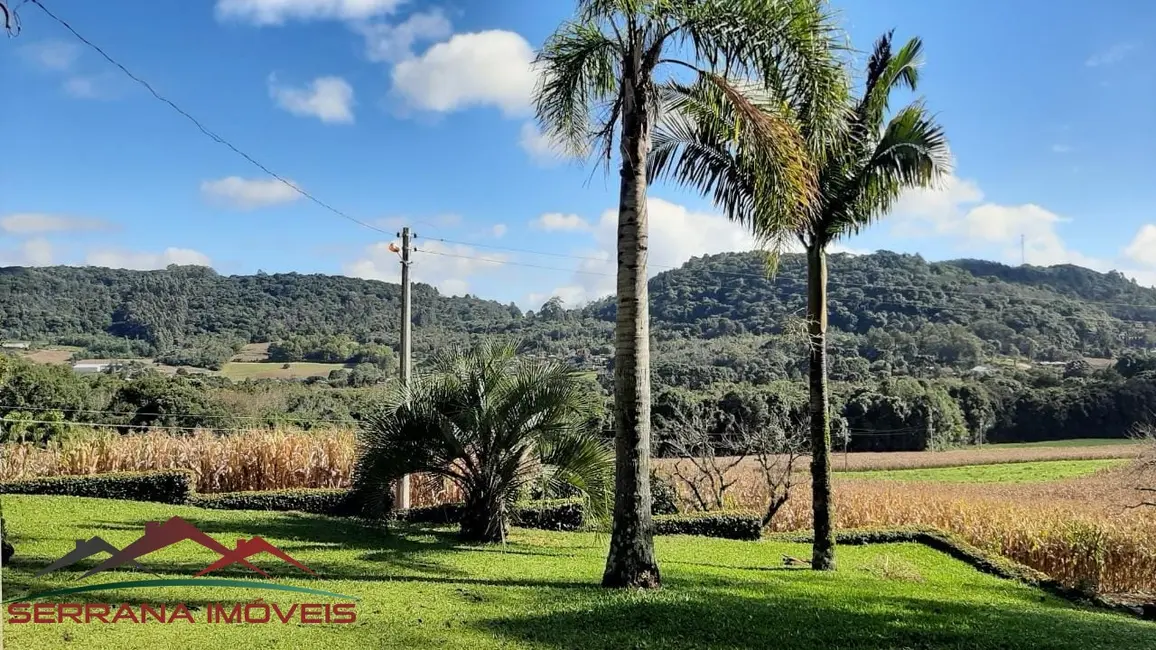 Foto 2 de Chácara com 3 quartos à venda, 150m2 em Nova Petropolis - RS