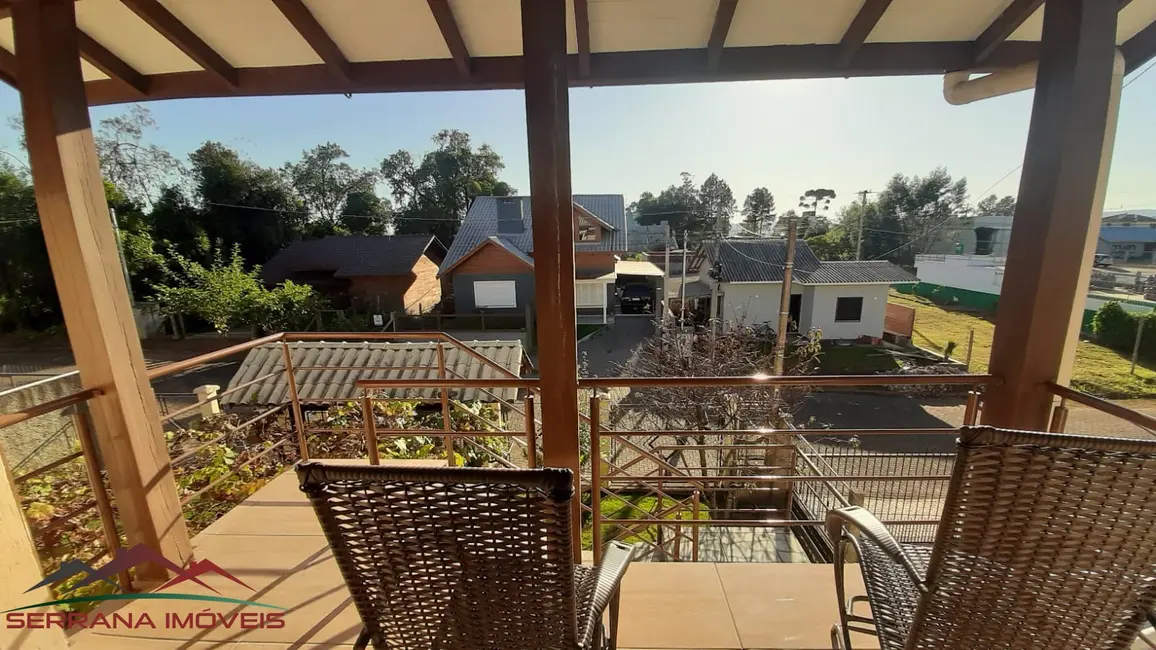 Foto 3 de Casa com 4 quartos à venda, 160m2 em Nova Petropolis - RS