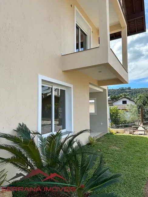 Foto 3 de Casa com 2 quartos à venda, 110m2 em Nova Petropolis - RS