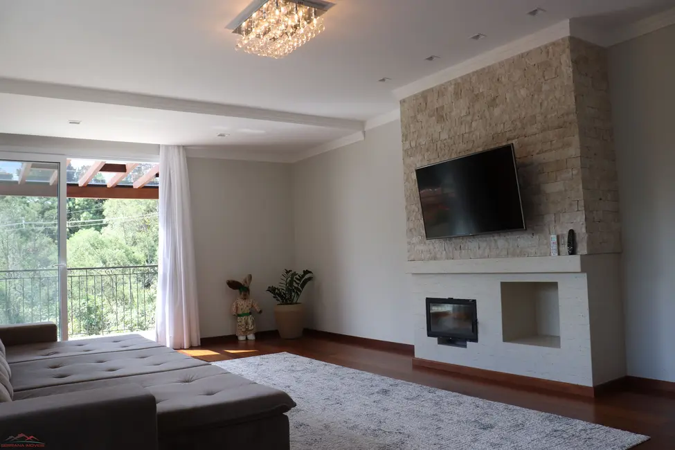 Foto 9 de Casa com 3 quartos à venda, 358m2 em Nova Petropolis - RS