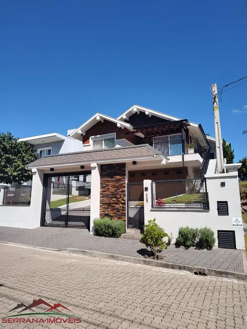 Foto 1 de Casa com 3 quartos à venda, 358m2 em Nova Petropolis - RS