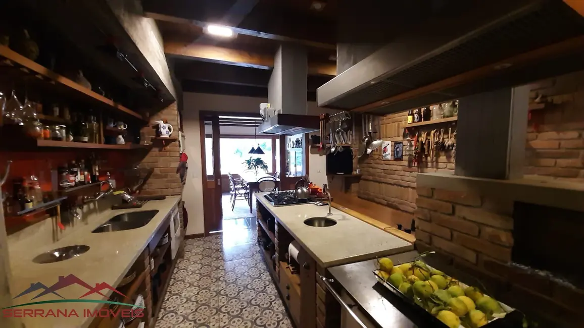 Foto 8 de Chácara com 5 quartos à venda, 700m2 em Nova Petropolis - RS